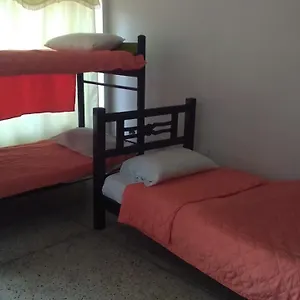 https://mar-azul-estudio.hotels-in-barranquilla.com